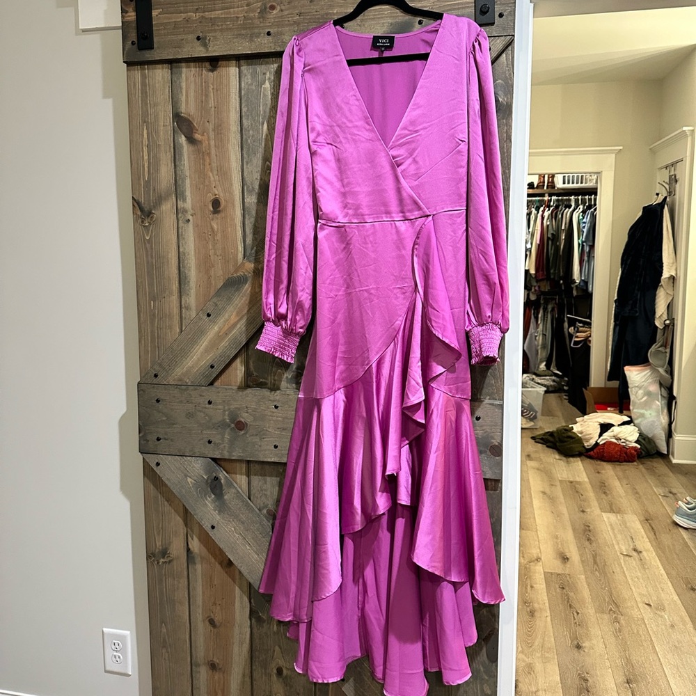 Vici Dolls XL satin pink dress! Brand new! Never worn!